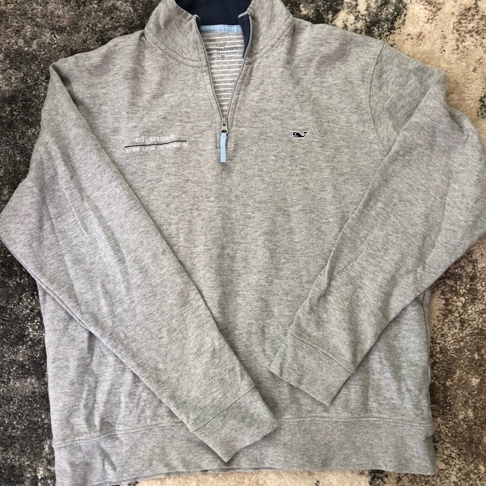 Vineyard Vines Saltwater Shep Shirt quarter zip sweat shirt. Kids size XL.
